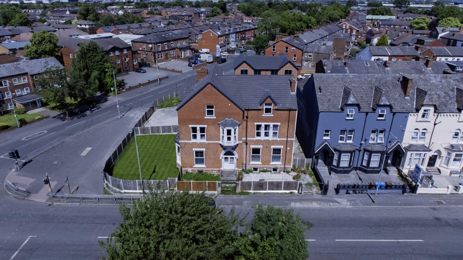Dickenson Drone front Longsight min